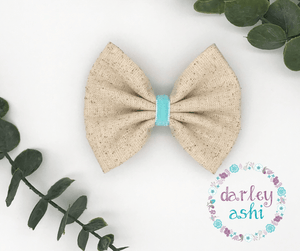 4" Natural Speckled/Aqua |  Pinch Bow