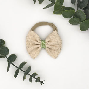 3" Natural Speckled/Green |  Pinch Bow